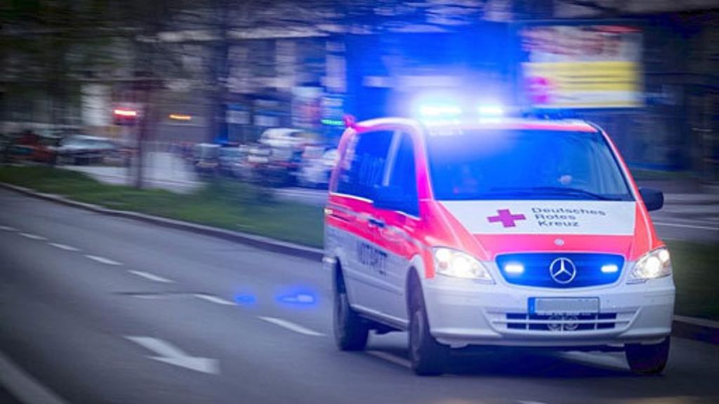  Vermutlich weil alle drei im verkehrsberuhigten Bereich zu schnell fahren, prallen in Gerlingen eine Autofahrerin und zwei Radler zusammen. Ein Zehnjähriger wird schwer verletzt – weitere Meldungen der Polizei aus der Region Stuttgart. 
