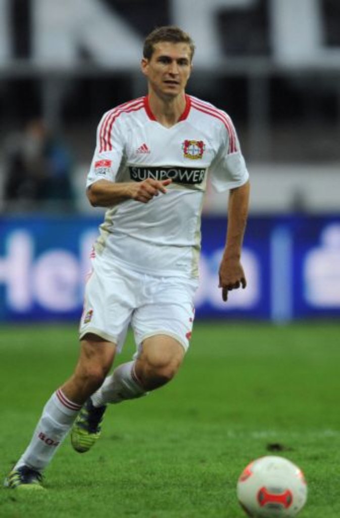 Mit Daniel Schwaab verstärkt sich der VfB Stuttgart in der Defensive. Der 24-jährige Abwehrspieler kommt ablösefrei vom Ligakonkurrenten Bayer Leverkusen und erhält einen Vertrag bis 2016.