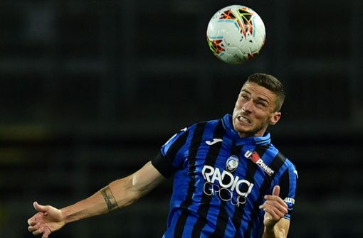 Robin Gosens von Atalanta Bergamo: Zunächst leiht Inter den Linksverteidiger bis Saisonende aus. Foto: AFP/MIGUEL MEDINA