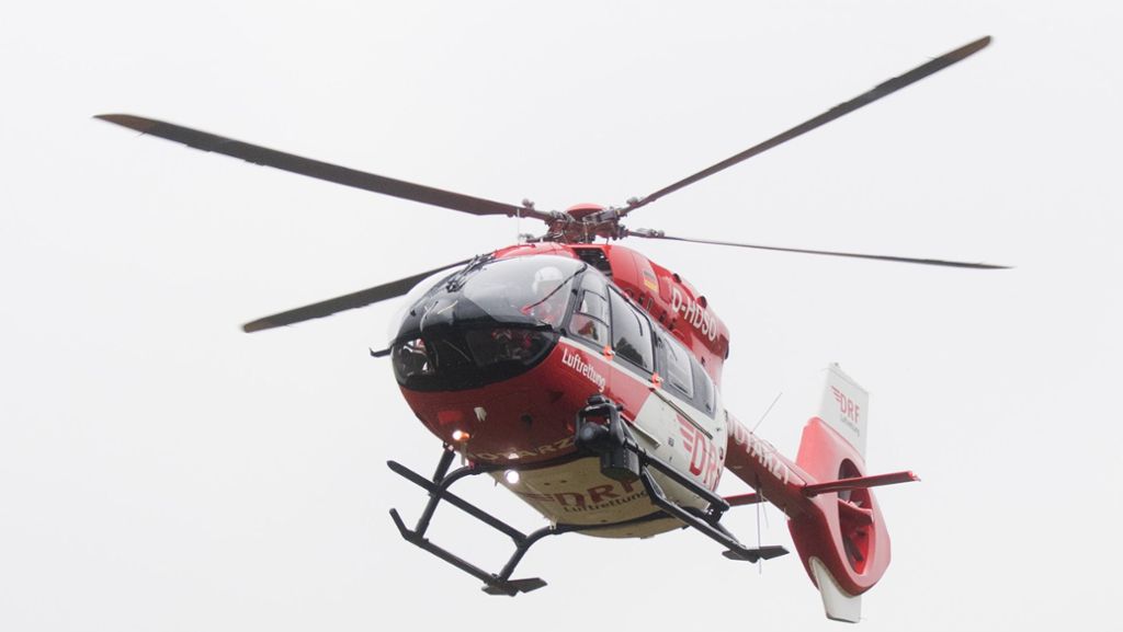  Ein achtjähriges Mädchen stürzte beim Klettern im bei Oberammergau ab. Obwohl Wanderer erste Hilfe leisteten und ein Rettungshubschrauber im Einsatz war, erlag das Kind seinen Verletzungen. 