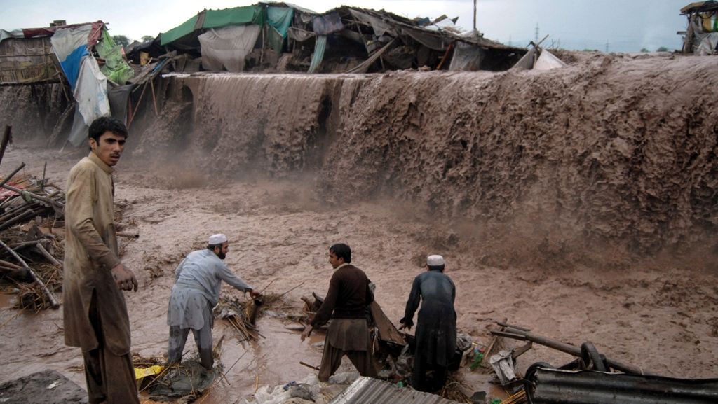 Regenfälle in Pakistan: Dutzende Tote in Pakistan nach Überschwemmungen