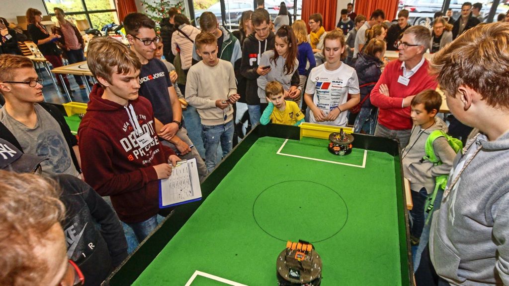  Nur 30 Schulen in Deutschland kümmern sich um Roboter. Darunter Weil der Stadt – so, wie am Samstag. 