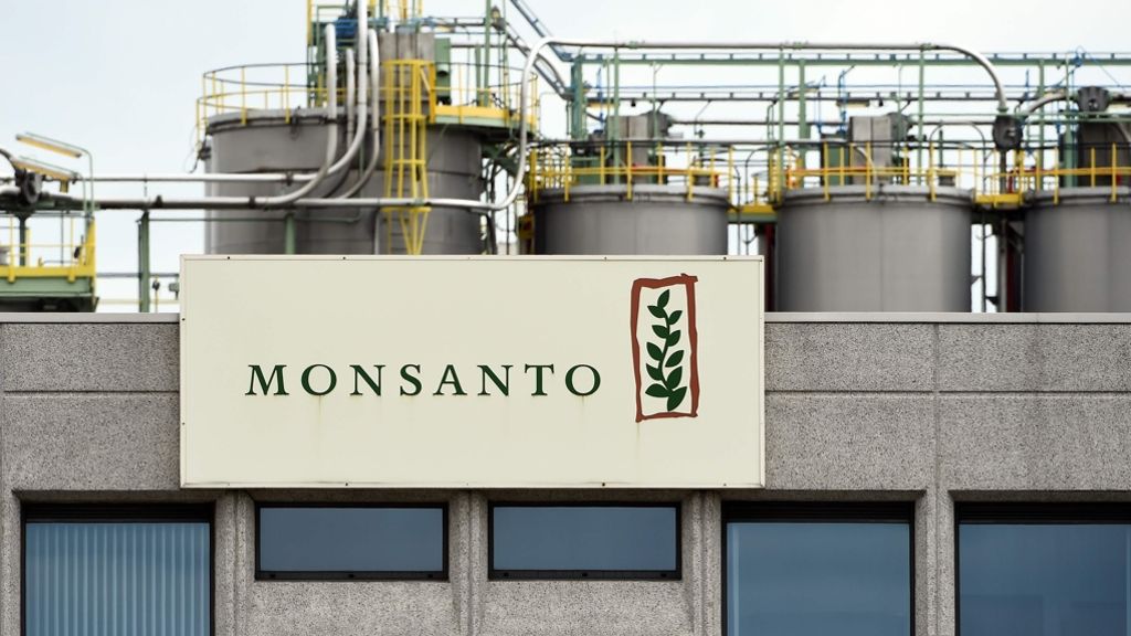  Die Grünen fordern die Europäische Kommission und die Bundesregierung auf, die Übernahme des US-Saatgutherstellers Monsanto durch den deutschen Pharmakonzern Bayer zu verhindern. 