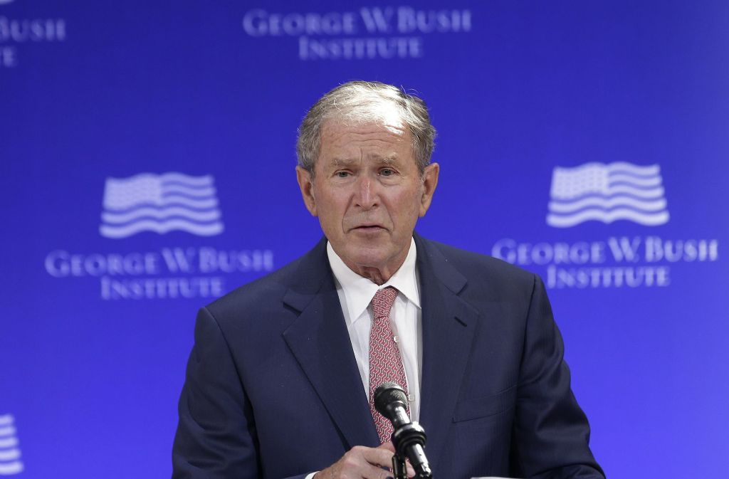Der ehemalige US-Präsident George W. Bush kritisiert gegenwärtige Missstände unter Donald Trump. Foto: AP