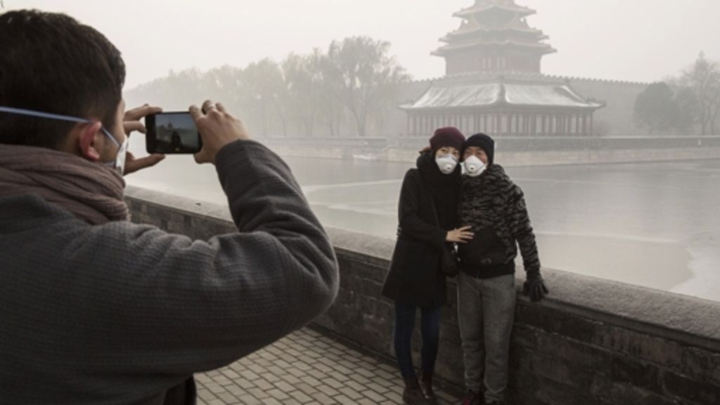 Verheerender Smog in Peking: Behörden: Bleiben Sie zu Hause!