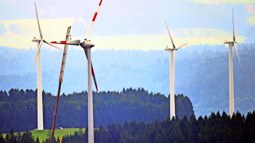 Grün-schwarzer Krach um Windkraft: Hauk geht offen auf Konfrontationskurs