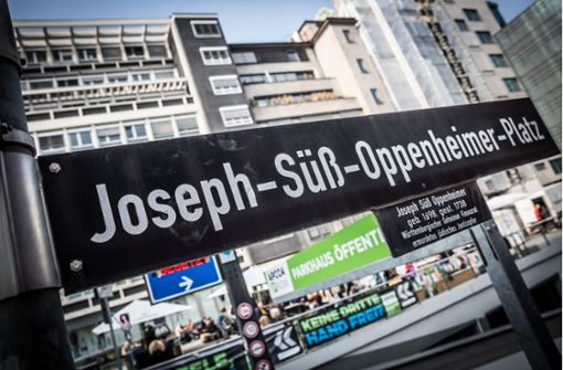 Der Joseph-Süß-Oppenheimer-Platz in der City – oder vielmehr der Nichtplatz. Foto: Lichtgut/Julian Rettig