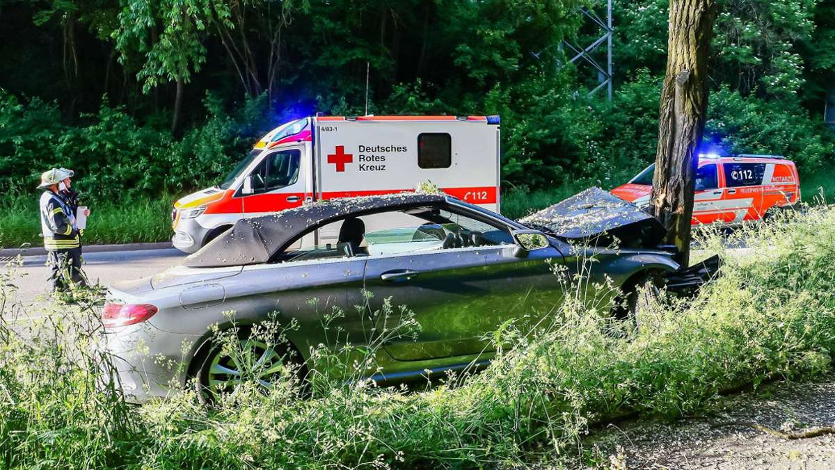 Nach Unfall in Stuttgart-Vaihingen: Autofahrer erliegt in Klinik seinen Verletzungen