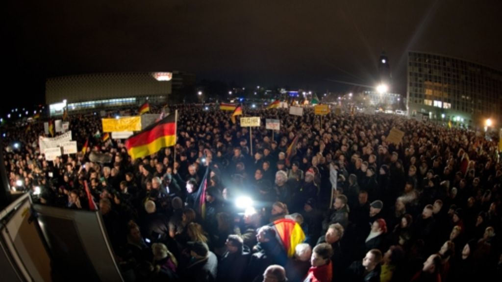 Dresden: Pegida-Bündnis wieder auf der Straße