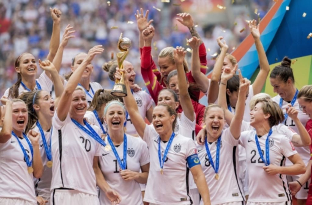 女子ワールドカップ：アメリカが日本を相手に優勝