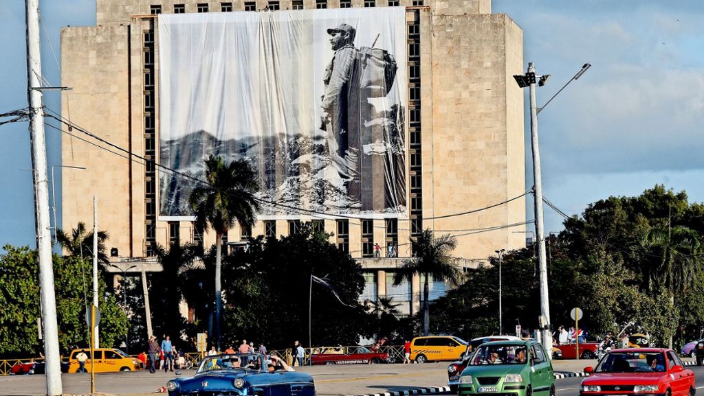  Bis einschließlich diesen Sonntag dauern die offiziellen Trauerfeiern über den Revolutionär Fidel Castro auf Kuba. Auch die Bevölkerung auf dem Land soll von ihm angemessen Abschied nehmen 