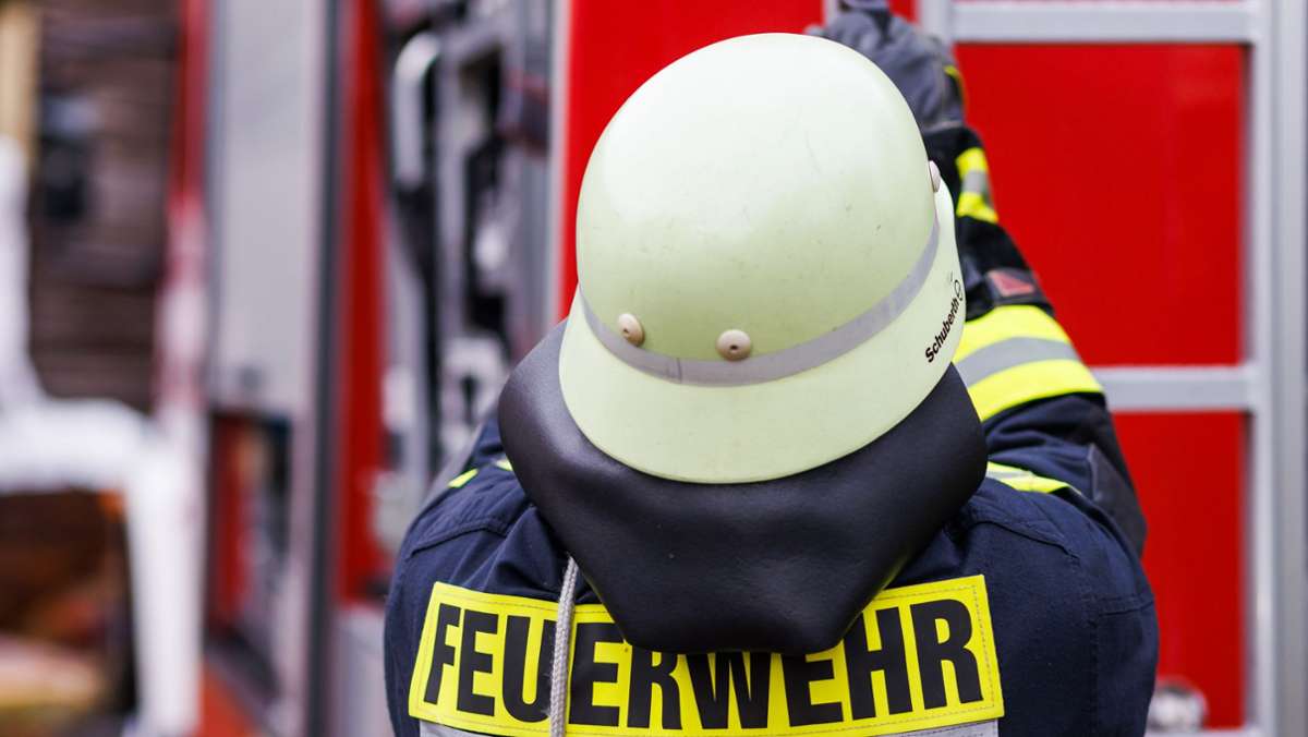 Feuerwehreinsatz in Pleidelsheim: Zum dritten Mal in diesem Jahr brennt ein Gartenhäuschen