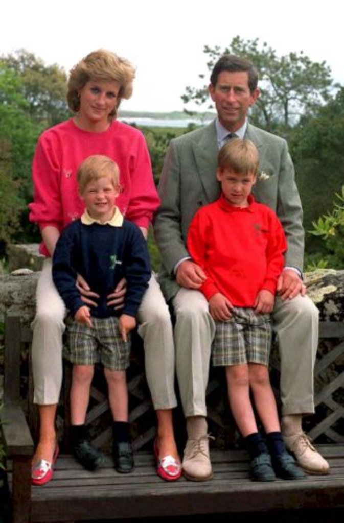 1992 geben Diana und Charles die Trennung bekannt.