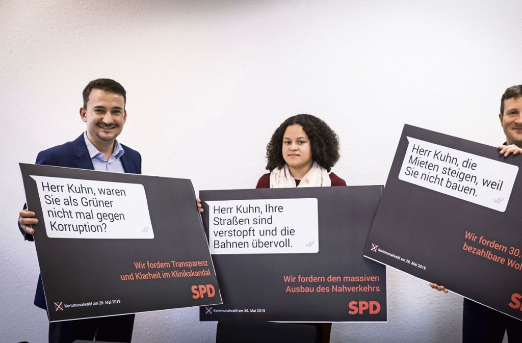 Die Sozialdemokratische Partei Deutschlands gilt – ihre Vorgängerparteien mitgerechnet – als älteste Partei Deutschlands und ist gleichzeitig die mitgliederstärkste Partei in der Bundesrepublik. Im Selbstverständnis ist sie eine sozialdemokratische Volkspartei, früher betrachtete sie sich als sozialistische Arbeiterpartei. 2007 hat sie das Prinzip der Solidarität als Markenkern entdeckt. Das Bild zeigt die Vorstellung der Wahlplakate in Stuttgart.