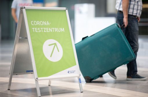 Vorgeschriebene Coronatests für nicht geimpfte Reisende sind ein in Deutschland viel diskutiertes Thema. Foto: dpa/Sebastian Gollnow