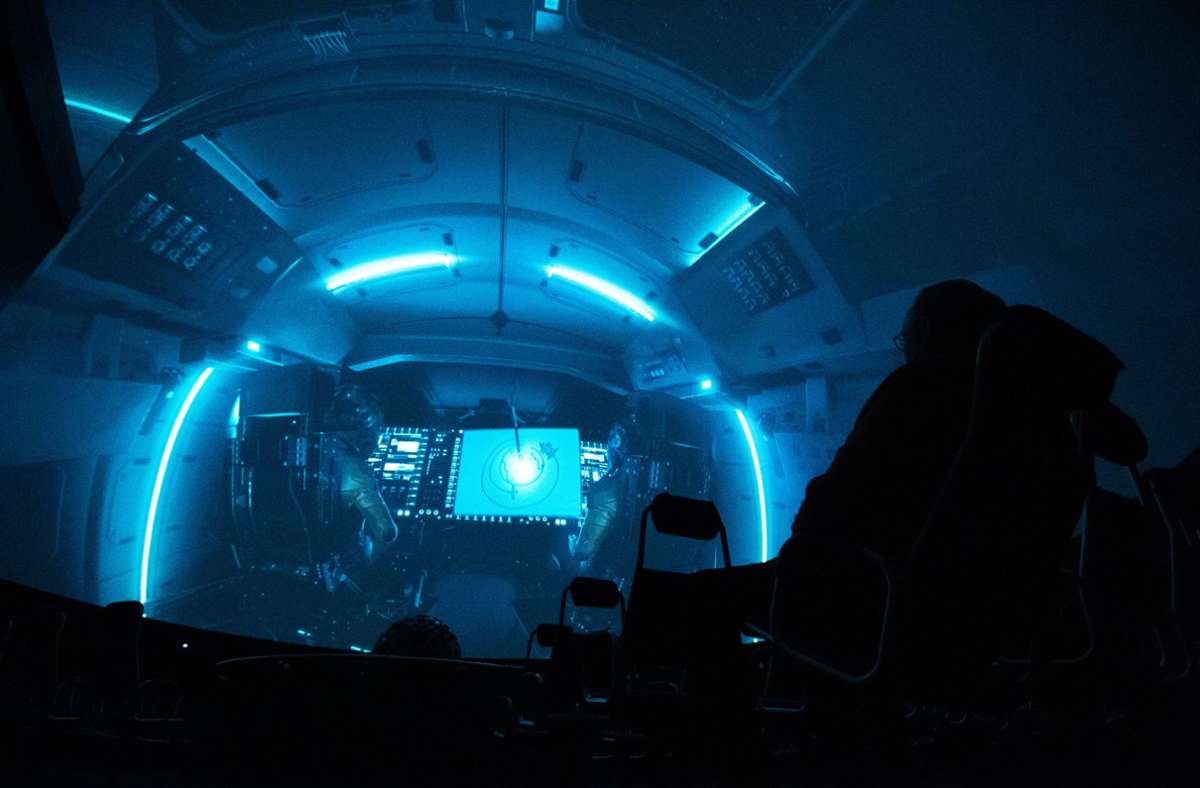 Zuschauer werden zu Astronauten an Bord eines virtuellen Raumschiffs.