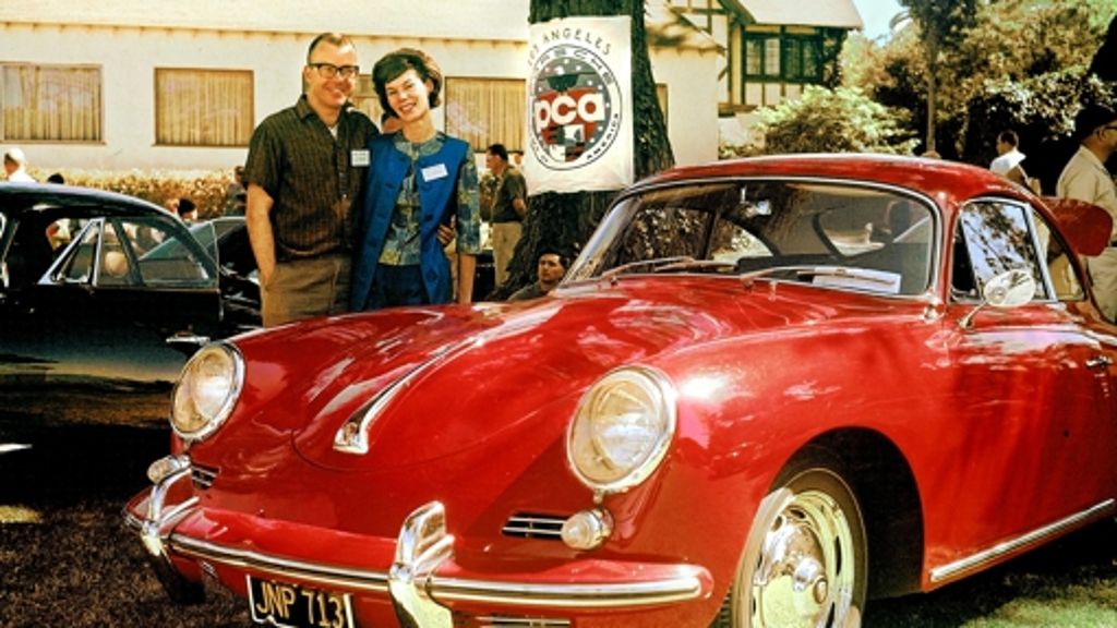  Porsche hat es wie kaum eine andere Automarke verstanden, seine Fans in Clubs hinter sich zu bringen. Der Sportwagenhersteller feiert mit einer Sonderausstellung die bisweilen skurrile Geschichte der Porsche-Clubs. 