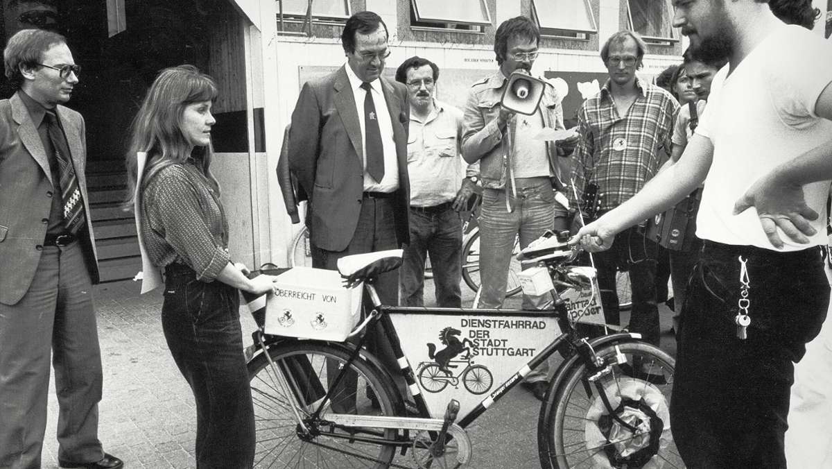  Seit mehr als vierzig Jahren diskutiert Stuttgart übers Radfahren. Ein Blick ins Archiv zeigt, mit welch herrlichen Synonymen Radfahrer und ihre Gefährte einst bezeichnet wurden. 