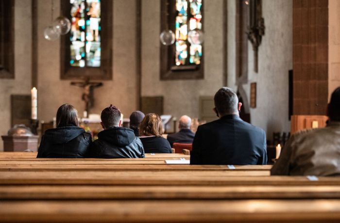 Evangelische Kirche im Kreis Ludwigsburg: Die Angst, ohne Pfarrer dazustehen