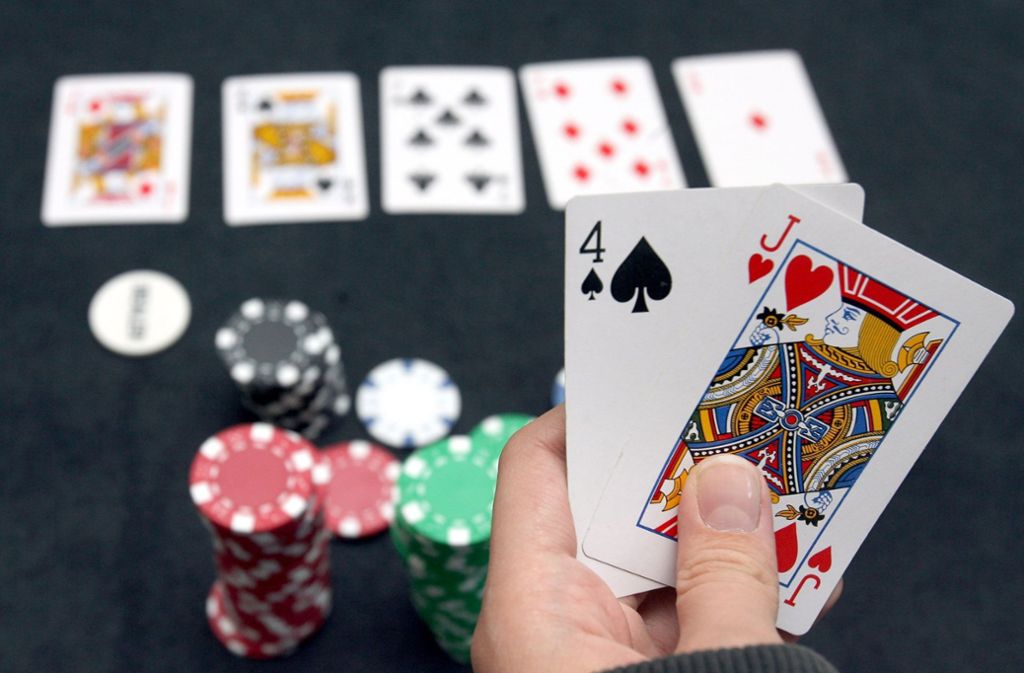 Was viele nicht wissen: Auch für Spielkarten werden seit Freitag Strafzölle erhoben. Ein Deck zum Pokern wird bald mehr kosten.