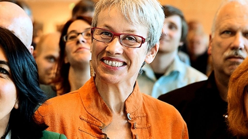  Das Ende einer langen Politkarriere: Die Grünen-Abgeordnete Birgitt Bender hat ganz knapp den Sprung in den Bundestag verpasst. Am Tag nach der Wahl fühlt sie sich „wie vom Bagger überfahren“. Nach dem Schock gilt es für sie, die Niederlage zur Chance zu machen. 