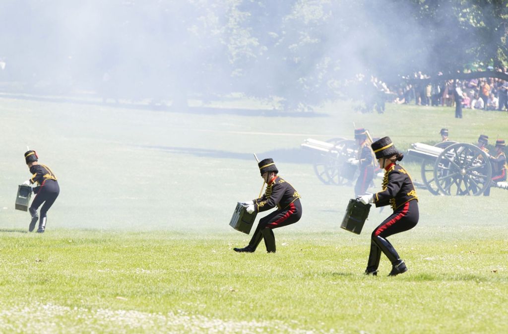 Die Royal Horse Artillery feuerte in London Salutschüsse zu Ehren von Prinz Philip ab.