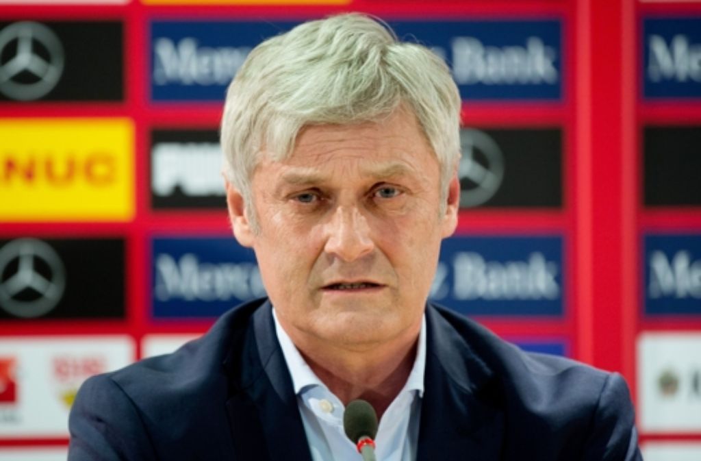 Armin Veh hat am Montag seinen Rücktritt als Trainer des VfB Stuttgart erklärt. In der folgenden Bilderstrecke dokumentieren wir, welche sportlich Verantwortlichen in den vergangenen Jahren beim VfB zurückgetreten sind (oder wurden).