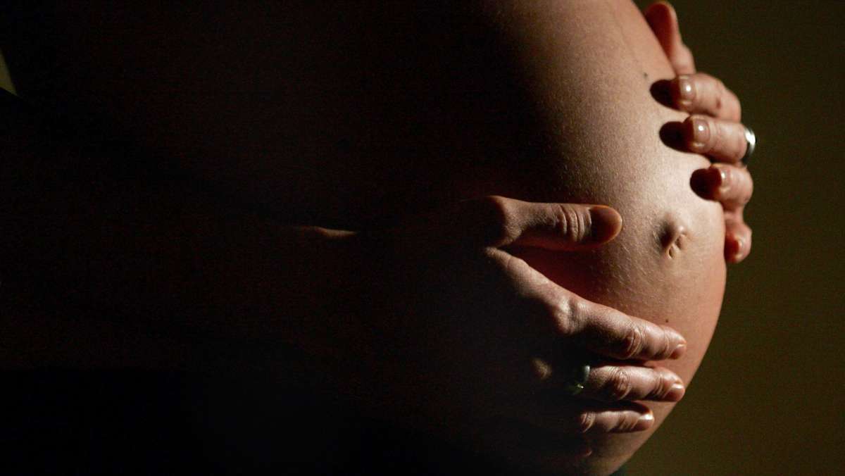 Schwanger rauchen: Studie: Schwangerschaft veranlasst viele Frauen zum Rauchstopp
