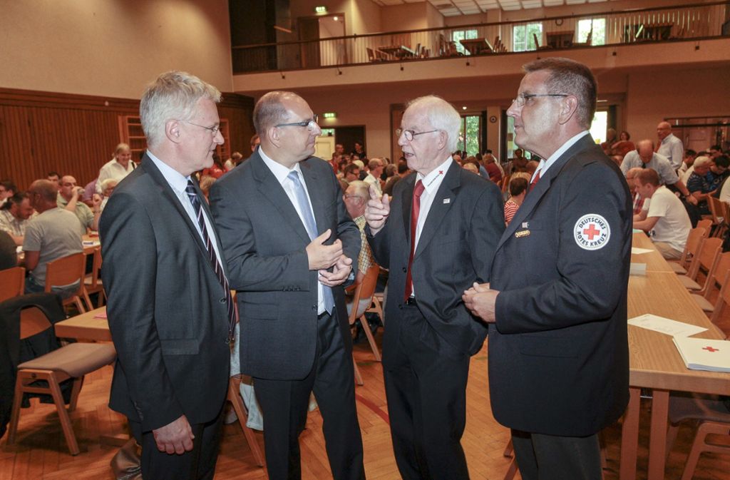 Beim Führungswechsel von Utz Remlinger (links) zu Walter Adler (Zweiter von rechts) auf der Hauptversammlung 2017 herrschte noch Harmonie.