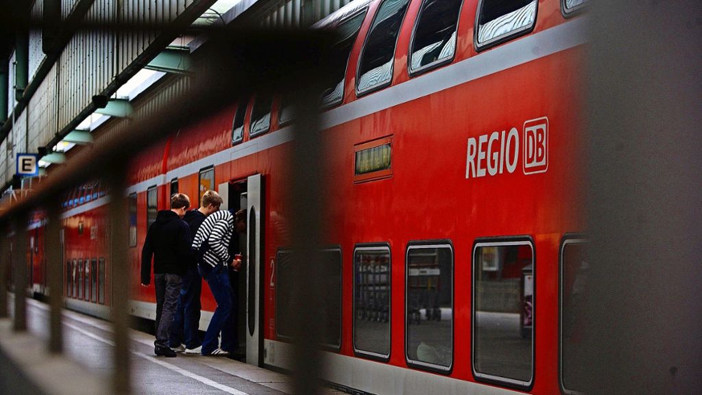 Bahn-Verspätungen im Kreis Ludwigsburg: Der Unmut über die Frankenbahn nimmt zu