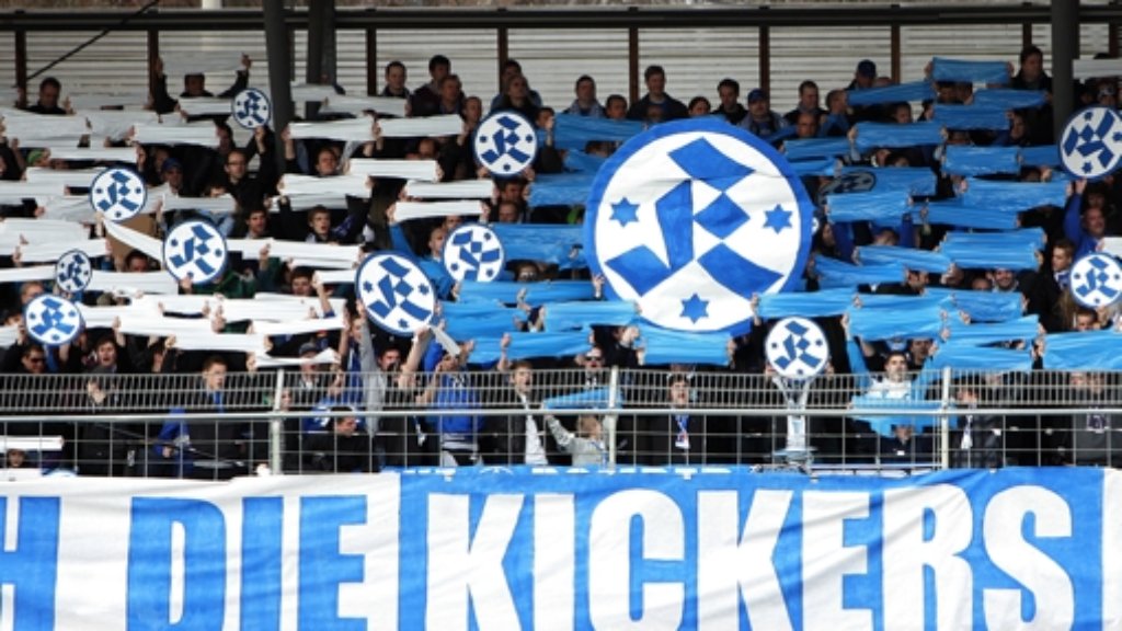  Wenn die Stuttgarter Kickers am 21. Februar das umgebaute Gazi-Stadion mit einem Heimspiel gegen Arminia Bielefeld eröffnen, werden die Tribünen bestens gefüllt sein. Bei den Kickers hofft man auf mindestens 8000 Zuschauer. 