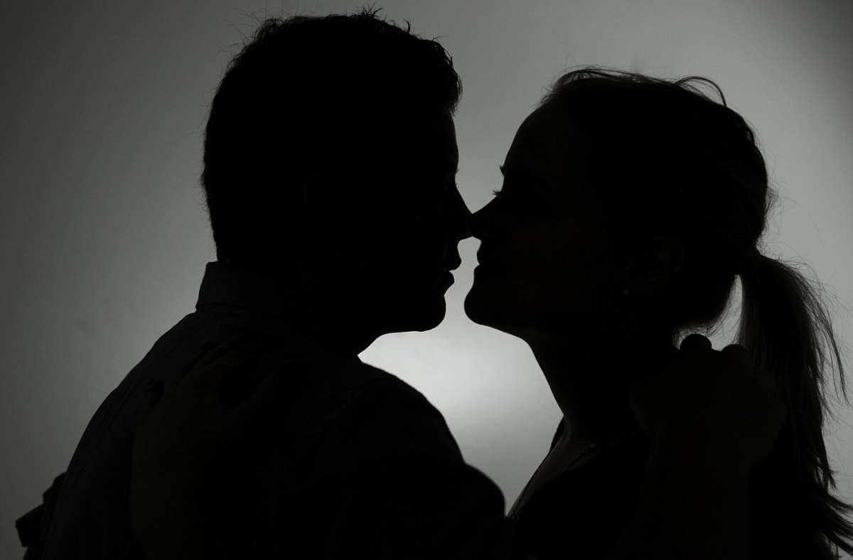Küssen soll gesund sein – aber spielt das überhaupt eine Rolle? Foto: dpa/Jan-Philipp Strobel