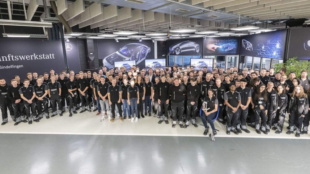 Daimler in Sindelfingen: Neue Azubis am Werk