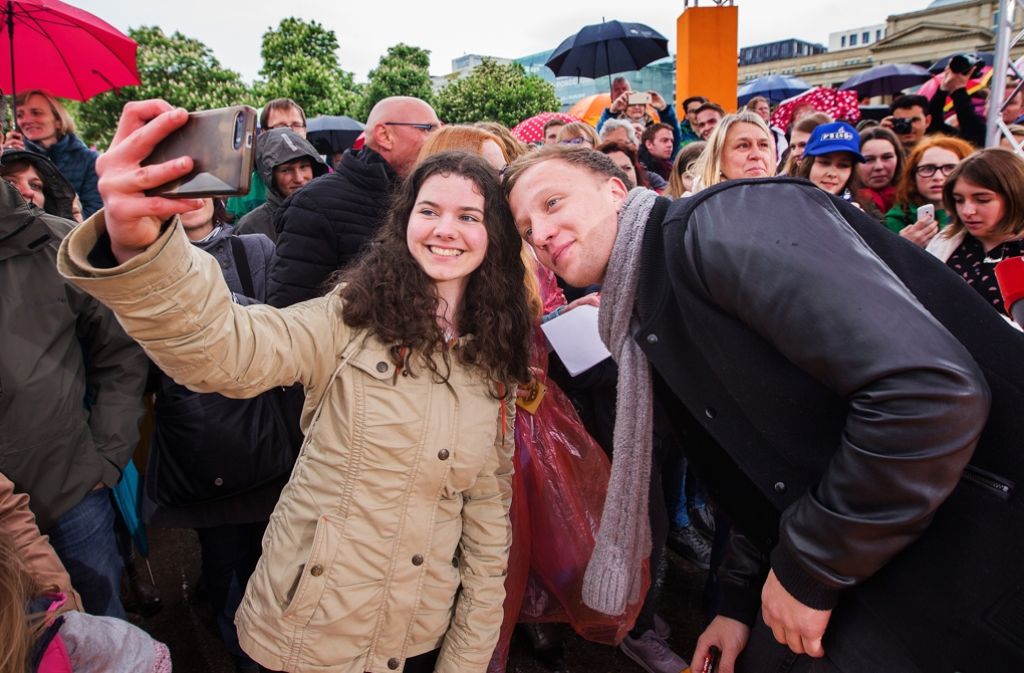 Selfie mit Joris, dem Aufsteiger des Jahres Foto: Lichtgut/Ines Rudel