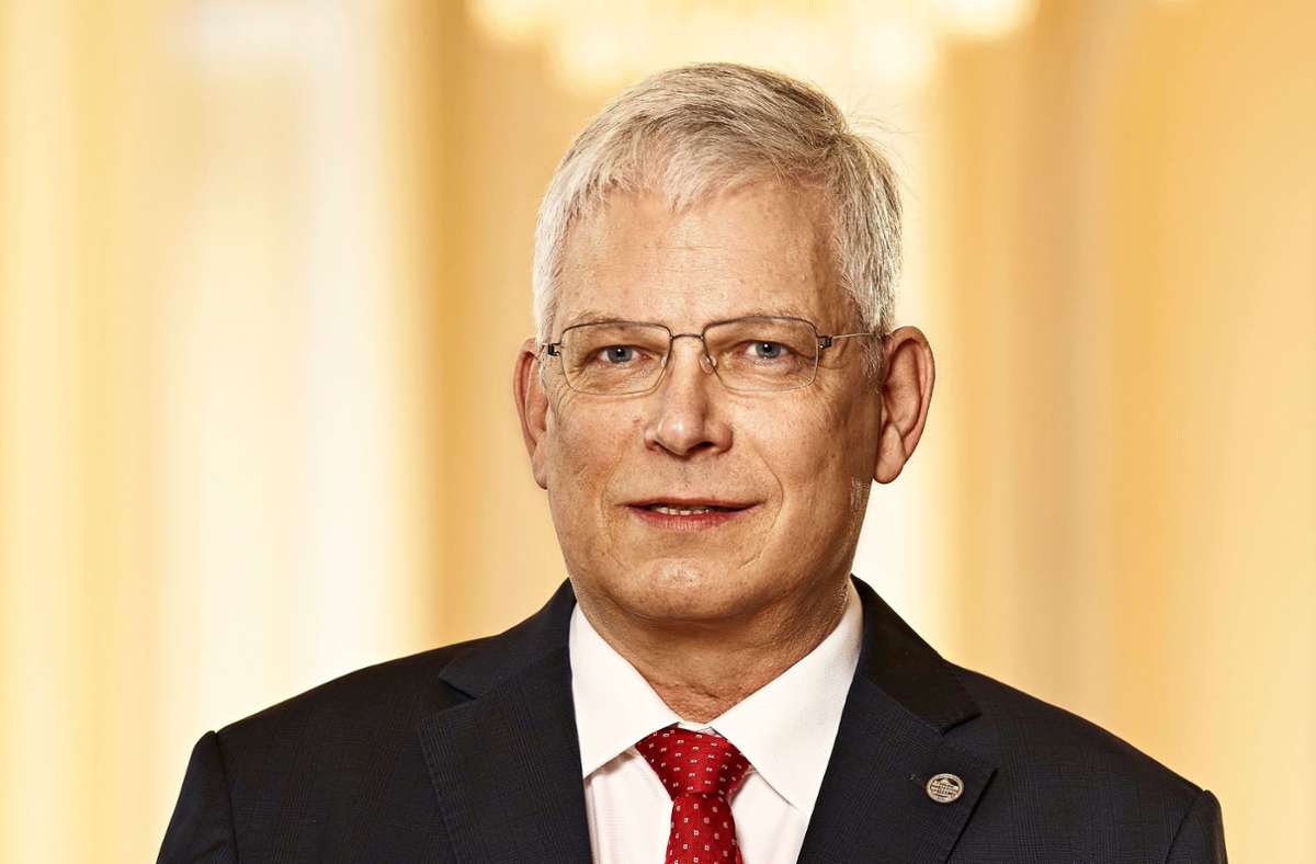 Stephan Dabbert kann stolz sein: Schon zum siebten Mal wurde er im Land zum beliebtesten Rektor gewählt. Foto: Uni Hohenheim