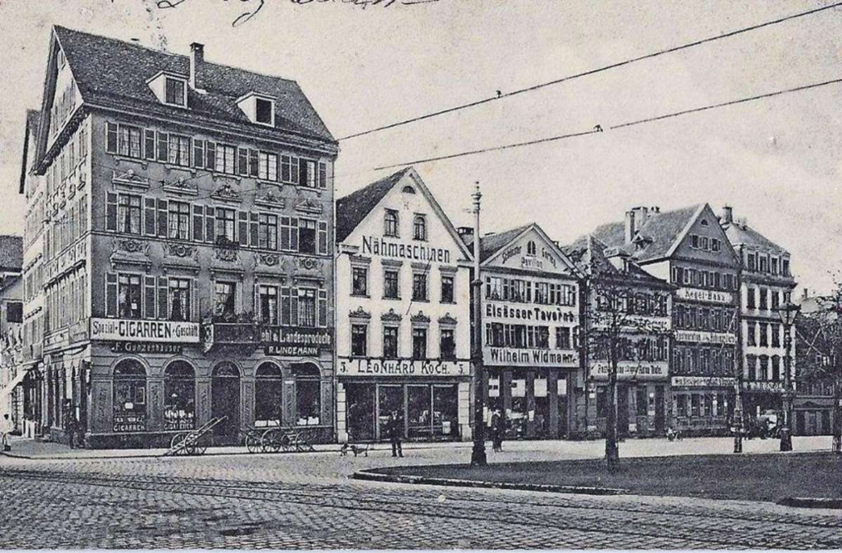 Alte Geschäfte auf dem Charlottenplatz vor über 100 Jahren.