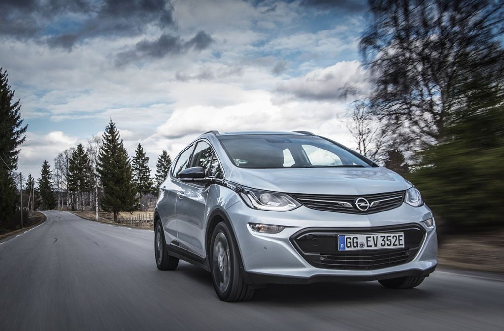 Käufer eines Opel Ampera müssen sich ebenfalls drei bis vier Monate gedulden.