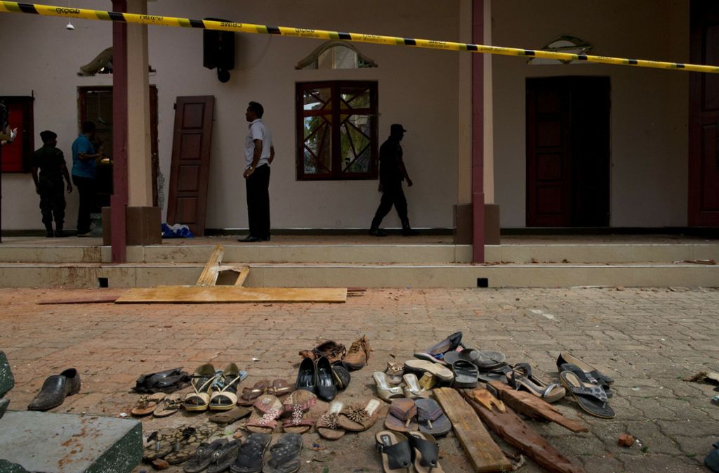 Die Anschläge am Ostersonntag waren binnen kurzer Zeit auf drei Fünf-Sterne-Hotels in der Metropole Colombo und auf drei Kirchen in Colombo, im nahegelegenen Küstenort Negombo und in der Ostküstenstadt Batticaloa verübt worden.