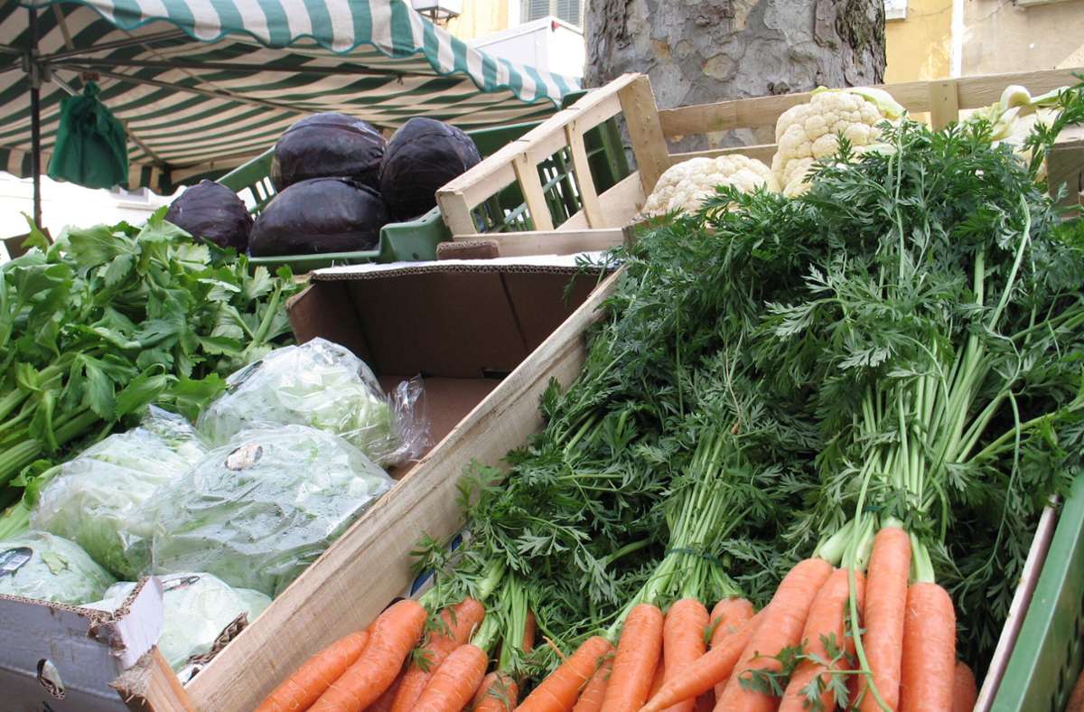 Das Gemüseangebot auf dem Wochenmarkt in Sillenbuch ist kleiner geworden. Foto: Judith A. Sägesser