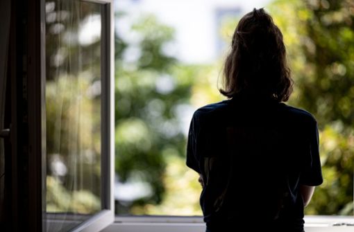 Frauen leiden häufiger unter Depressionen als Männer. Foto: dpa/Fabian Sommer