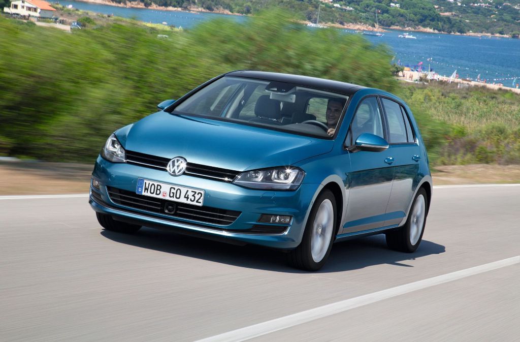 5000 Euro Dieselprämie zahlt VW beim Kauf etwa eines Golf, Benziner, 85 PS, Grundpreis: 17 850 Euro.