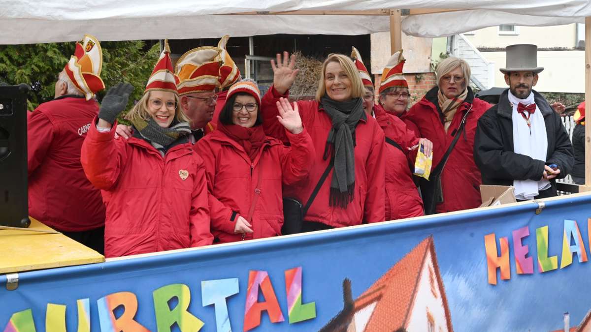 Faschingsumzug in Murr: Zwischen dem Spaß und dem Ernst des Karnevals