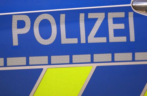 Die Polizei ermittelt gegen die Täterinnen. Foto: IMAGO/Maximilian Koch/IMAGO/Maximilian Koch