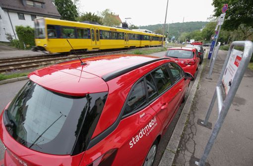 Auch in Botnang finden Autoteiler nun in der Nähe einer Stadtbahn-Haltestelle feste Plätze für ihr Fahrzeug. Foto: Lichtgut/Leif Piechowski