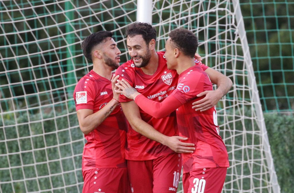 Der VfB Stuttgart gewinnt sein Testspiel gegen den FC Basel mit 2:0.