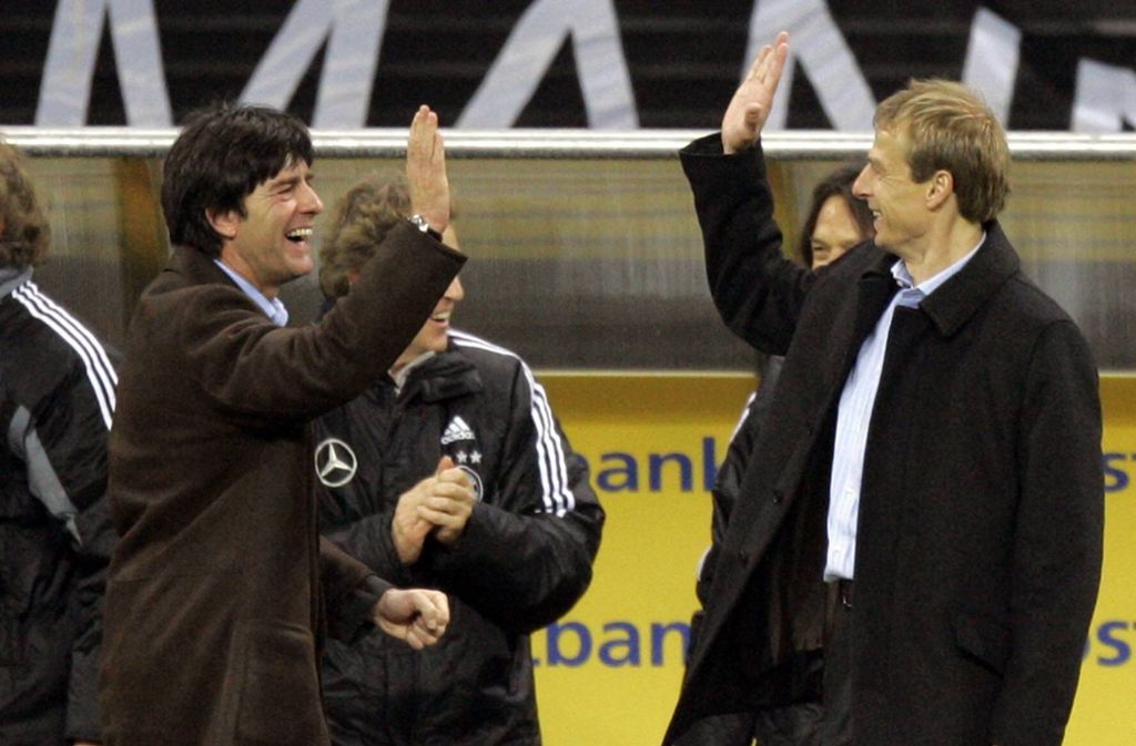 Als Vereinstrainer war Löw wenig erfolgreich. Doch es rief die Nationalmannschaft. 2004 wurde er Co-Trainer von Bundestrainer Jürgen Klinsmann.
