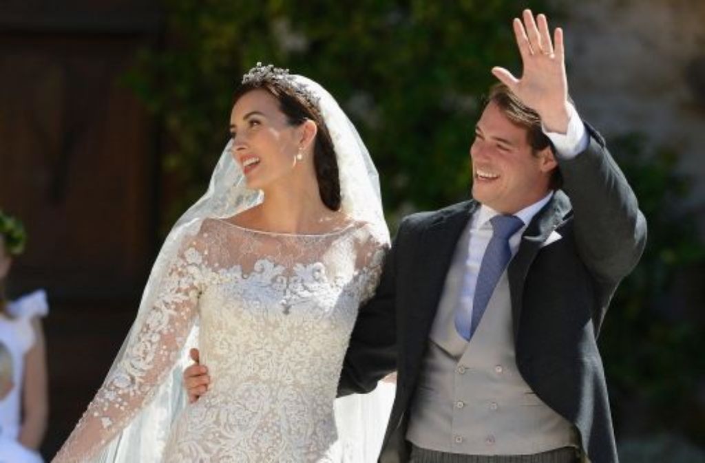 Prinz Félix von Luxemburg und die Bürgerliche Claire Lademacher haben in Südfrankreich kirchlich geheiratet.