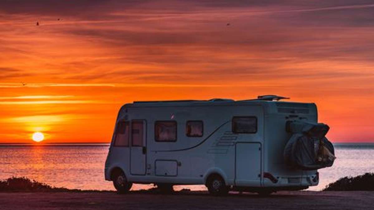 Pause machen, wo der Sonnenuntergang am schönsten ist - mit dem Wohnmobil ist unabhängiges Reisen möglich.