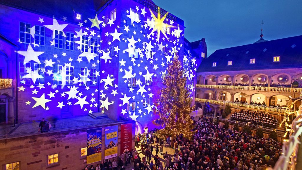 Weihnachtsmarkt in Stuttgart: Sternenglanz zum Start der Budenstadt