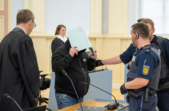 Mordprozess nach Tat in Albstadt: Angeklagter wollte wohl ganzen Freundeskreis der Nichte töten